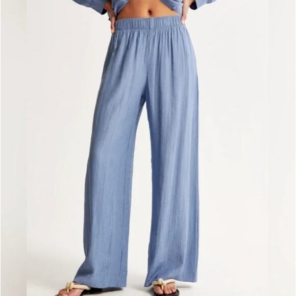 ABERCROMBIE & FITCH Crinkle Textured Wide Leg Pants Blue Coastal {EE24} - Picture 2 of 6